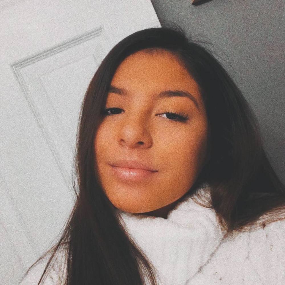 Meet your Posher, Allyssa